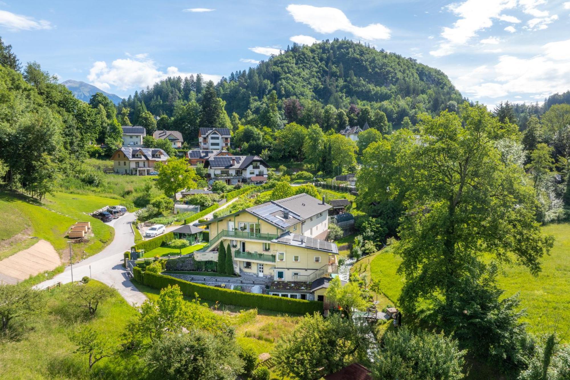 Apartment Gabrijel By The Stream Bled Exterior foto